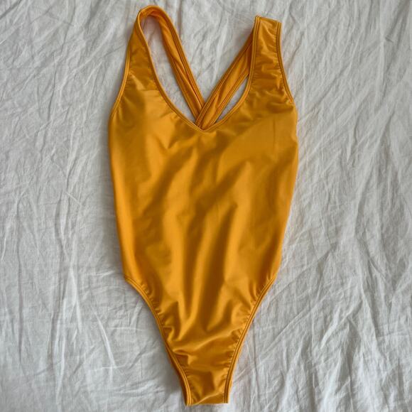 HOLLISTER Solid Orange Criss Cross Back One Piece Swimsuit Size S - Picture 1 of 9